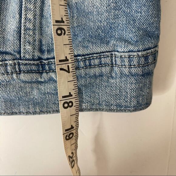 Urban Outfitters Size XS Trucker Denim Button‎ Jean Jacket - Picture 6 of 7